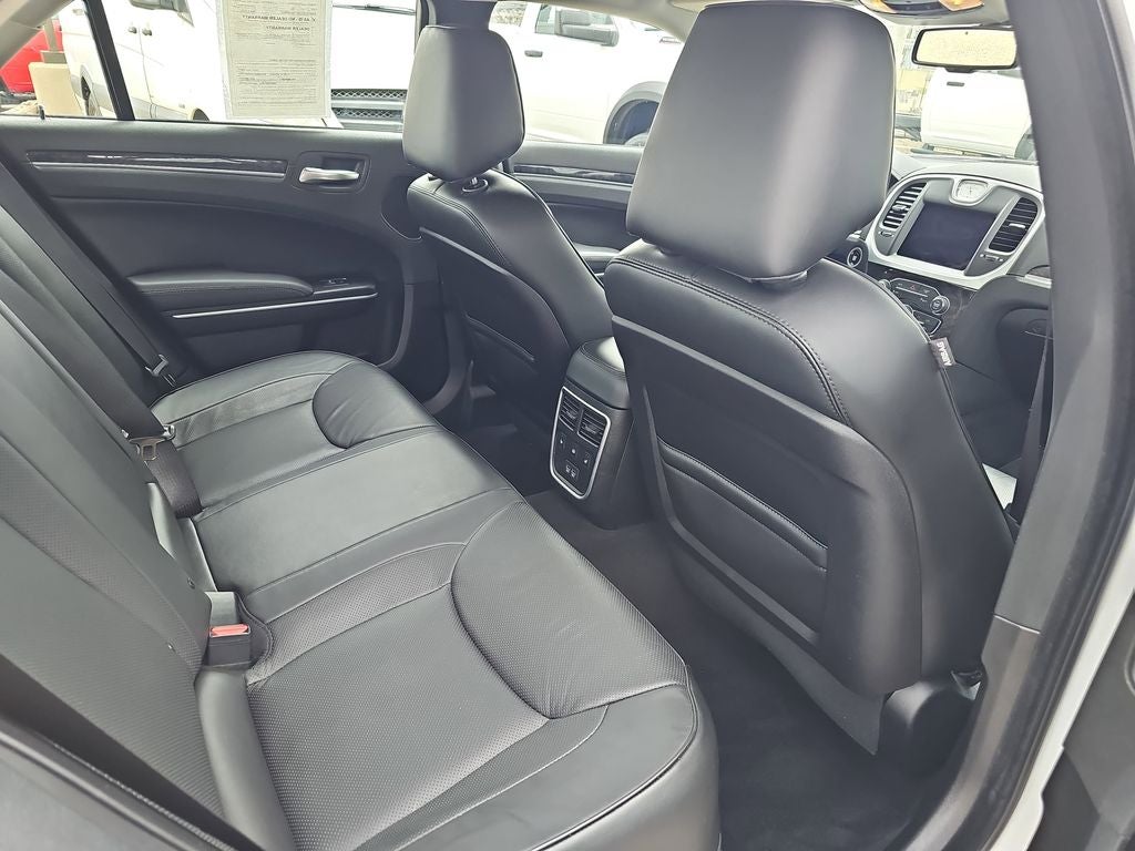2023 Chrysler 300 Touring AWD