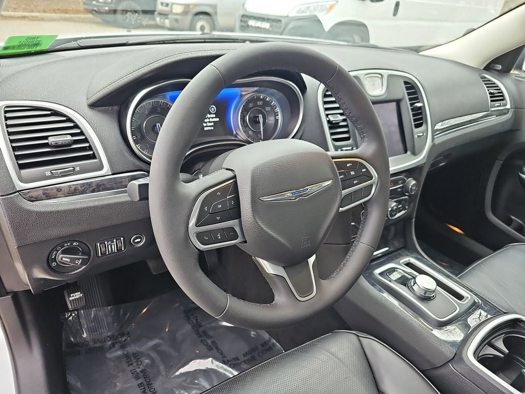 2023 Chrysler 300 Touring AWD