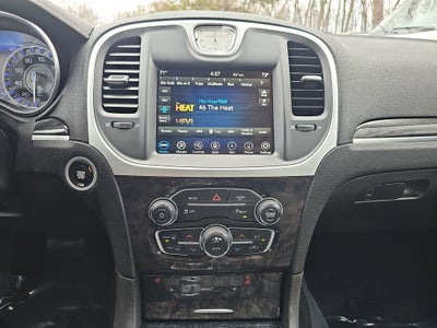 2023 Chrysler 300 Touring AWD