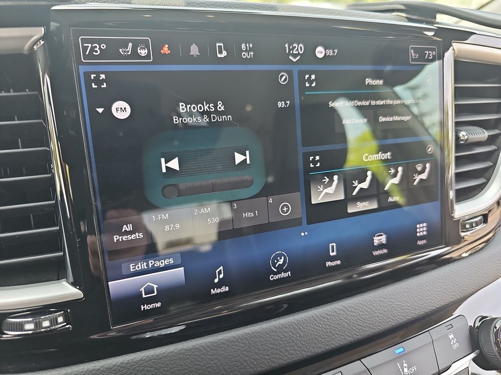 2022 Chrysler Pacifica Touring L