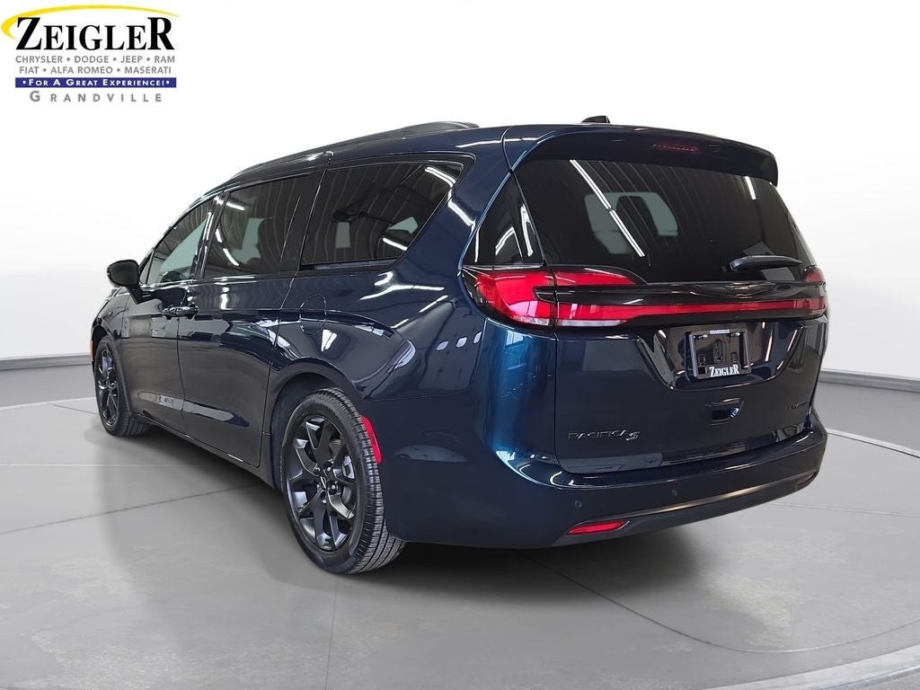 2025 Chrysler Pacifica Limited