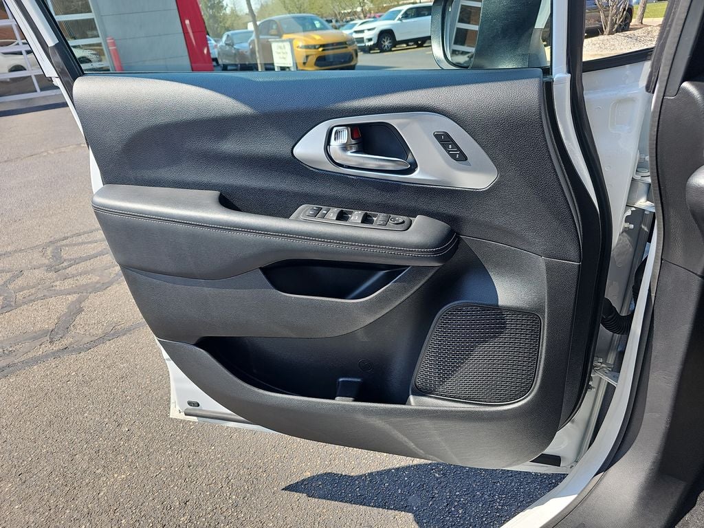 2023 Chrysler Pacifica Touring L AWD