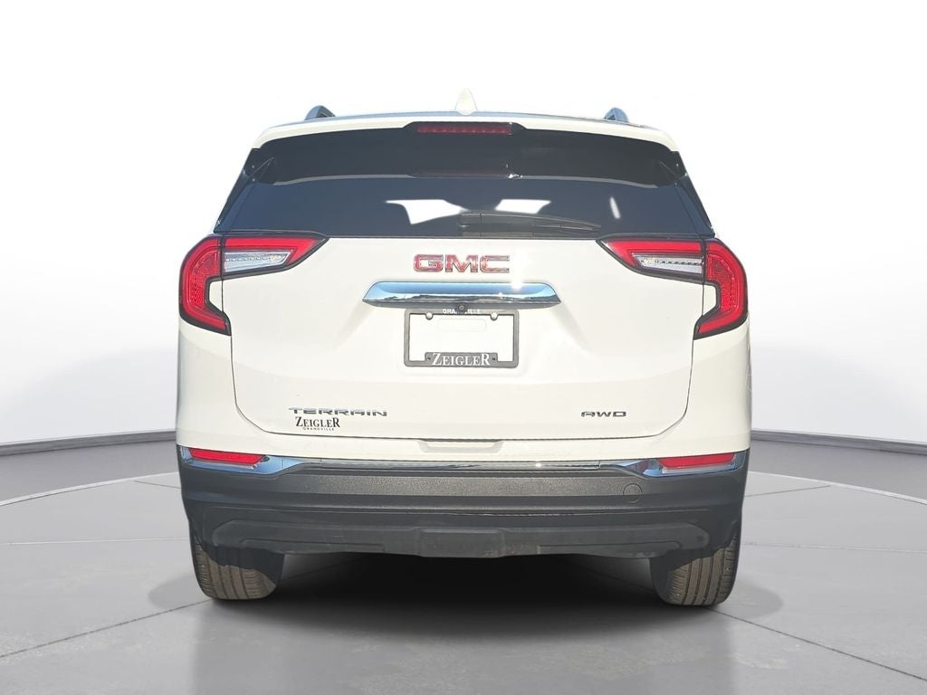 2024 GMC Terrain SLT