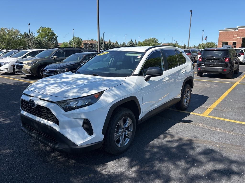 2022 Toyota RAV4 Hybrid LE