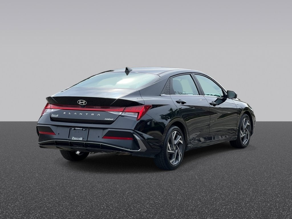 2024 Hyundai Elantra Limited