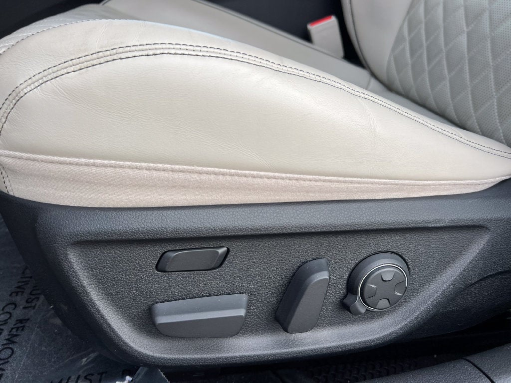 2022 Genesis G70 3.3T