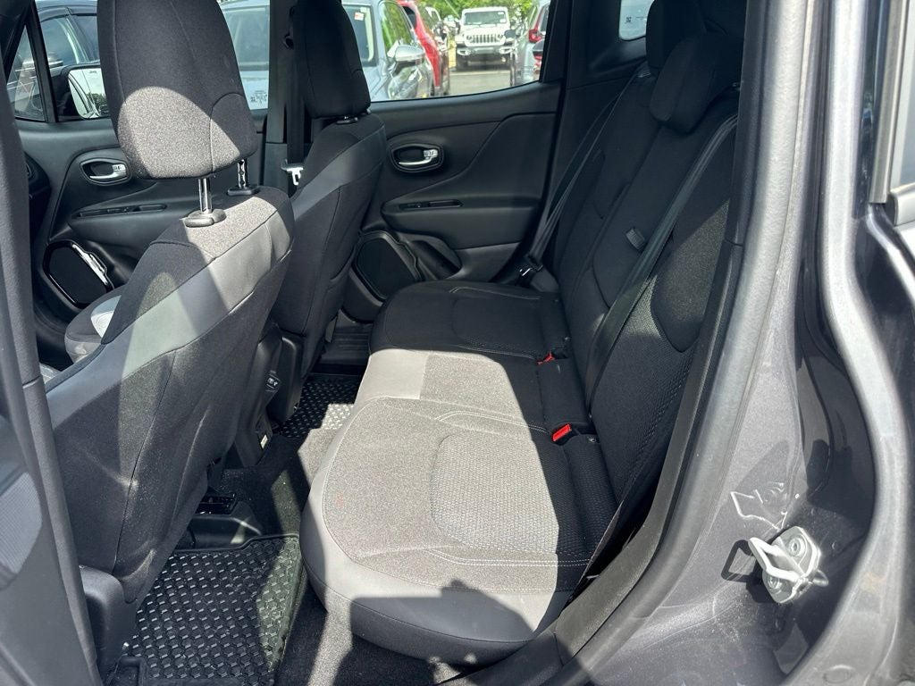 2022 Jeep Renegade Altitude