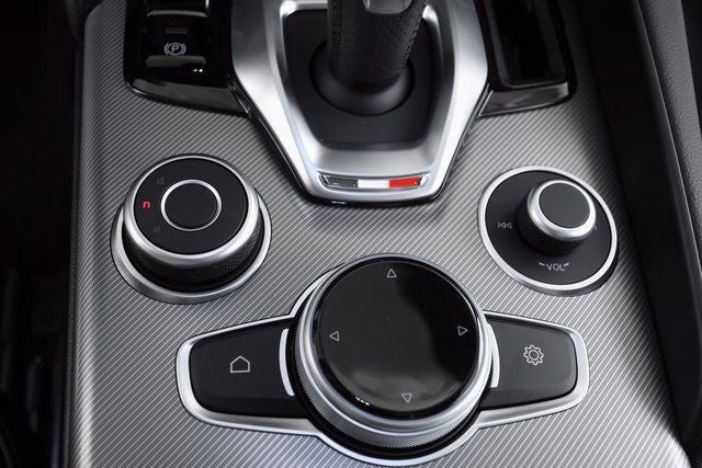 2024 Alfa Romeo Giulia Ti