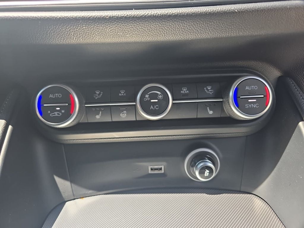 2023 Alfa Romeo Stelvio Veloce