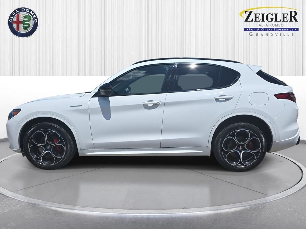 2023 Alfa Romeo Stelvio Veloce