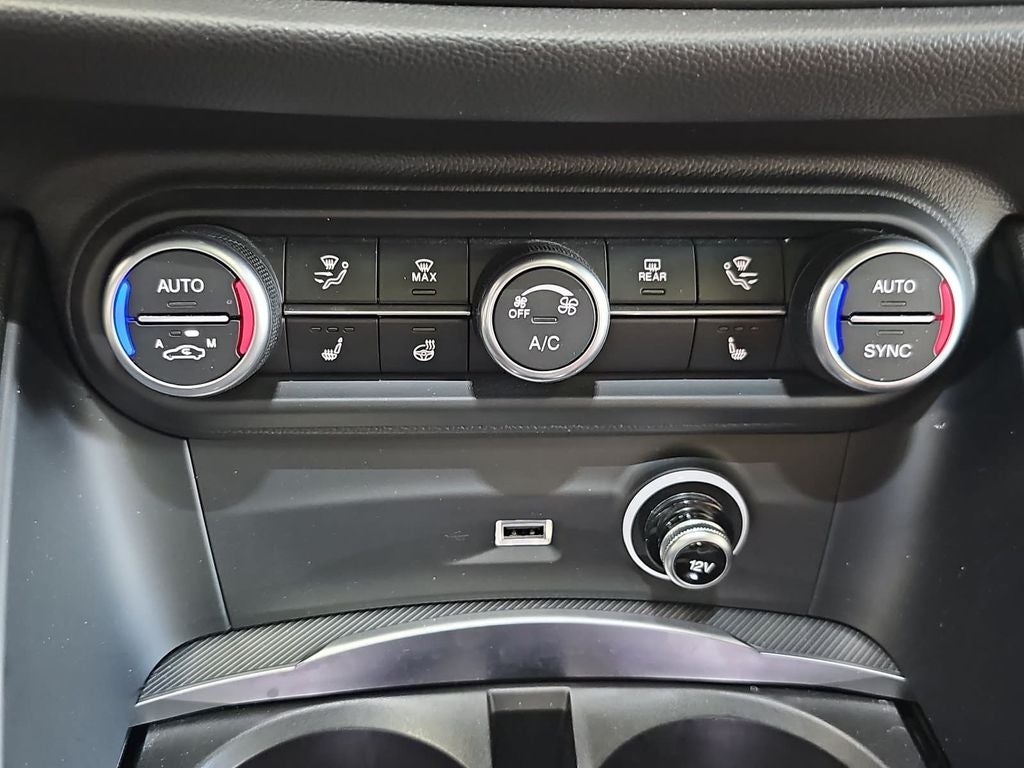 2023 Alfa Romeo Stelvio Veloce