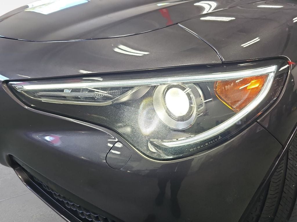 2023 Alfa Romeo Stelvio Veloce
