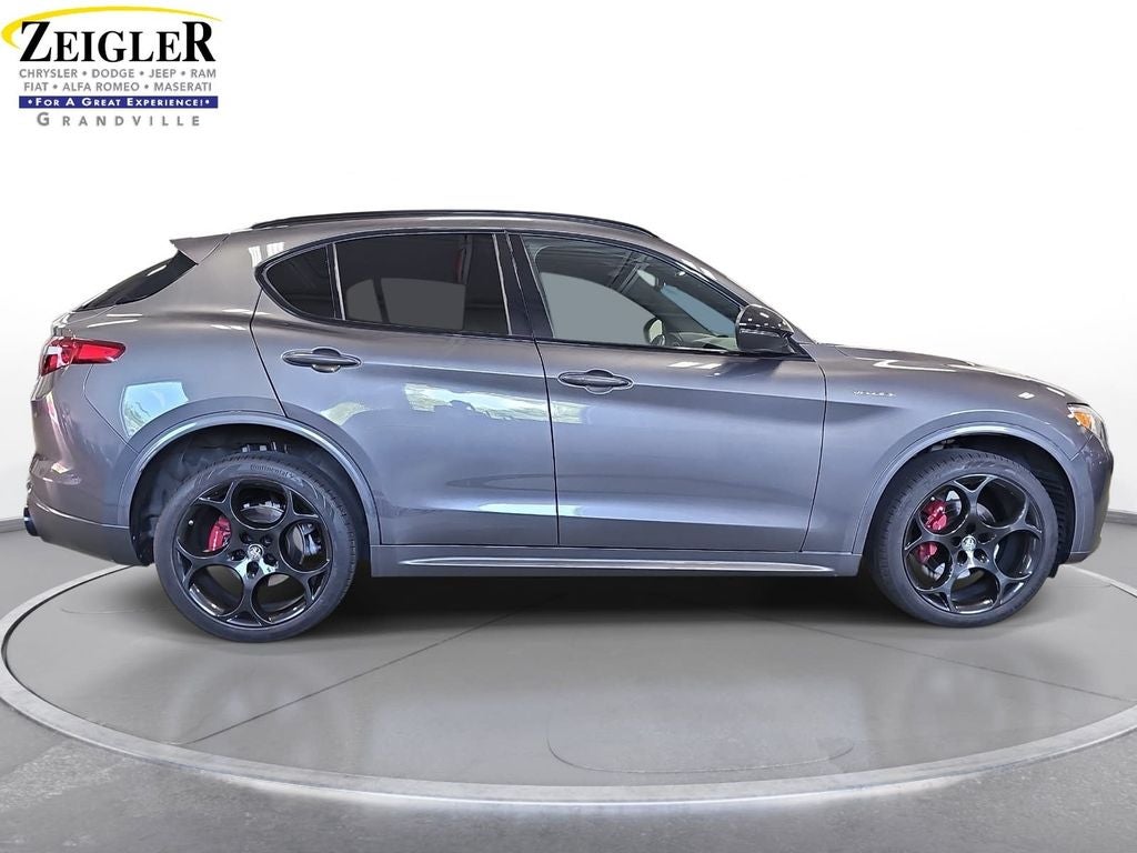 2023 Alfa Romeo Stelvio Veloce