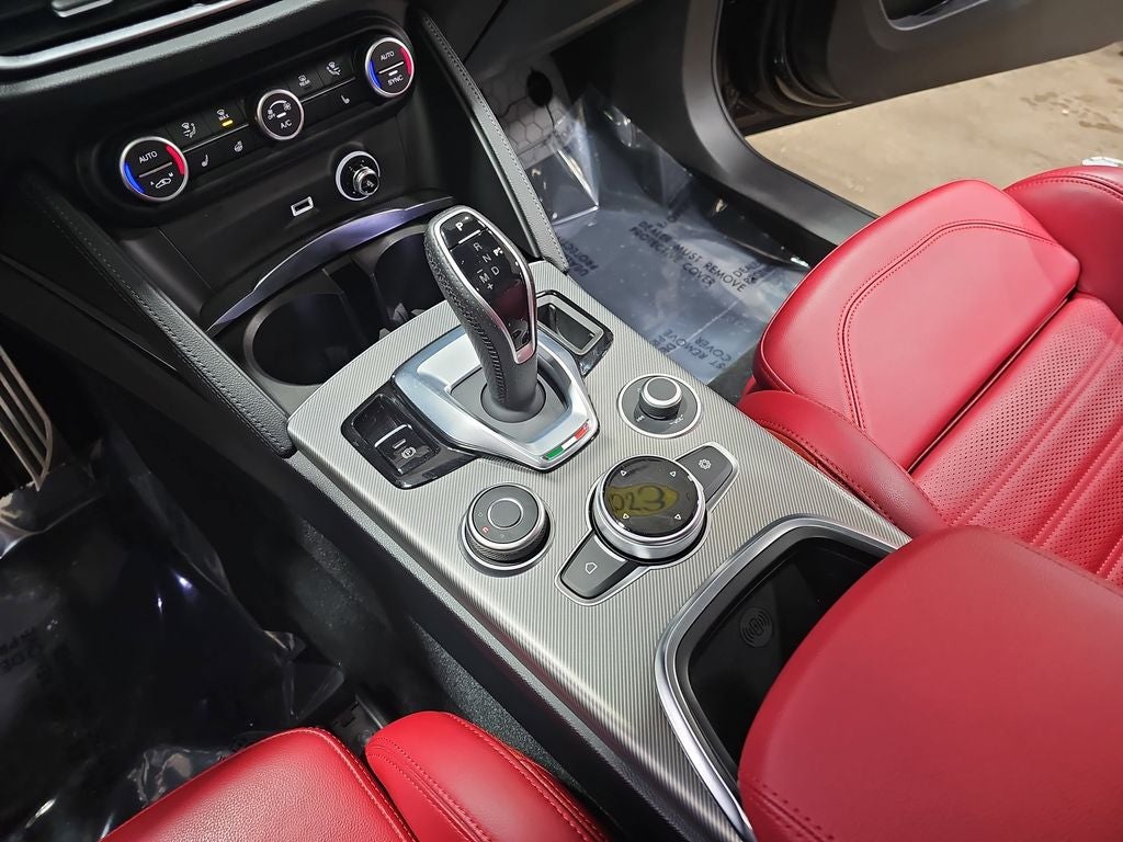 2023 Alfa Romeo Stelvio Veloce