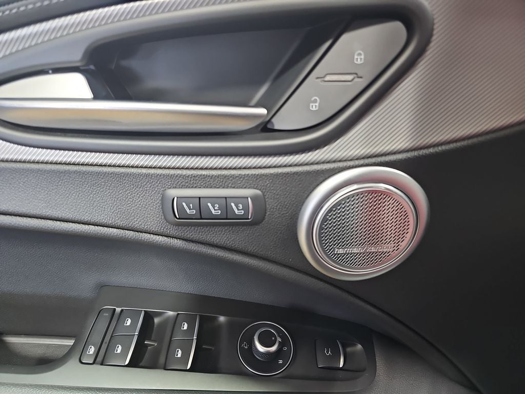 2023 Alfa Romeo Stelvio Veloce