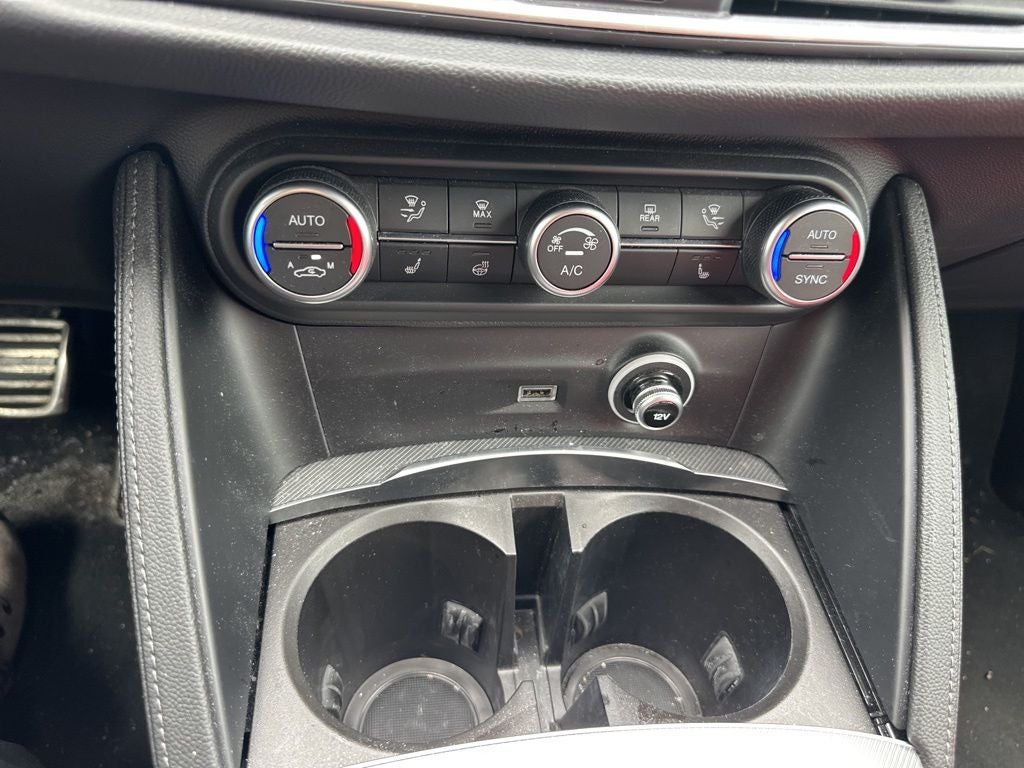 2024 Alfa Romeo Stelvio Veloce