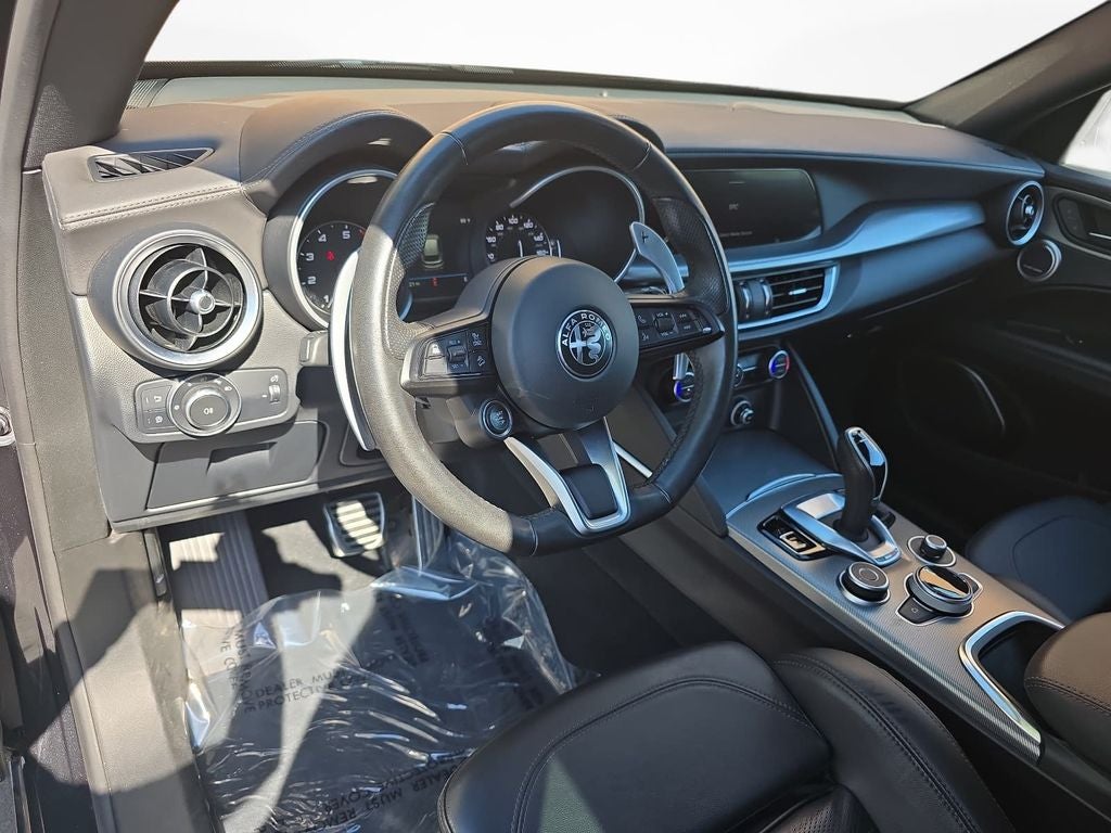 2023 Alfa Romeo Stelvio Veloce
