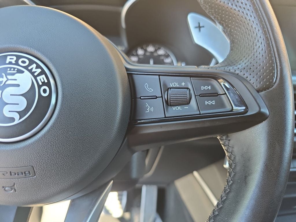 2023 Alfa Romeo Stelvio Veloce