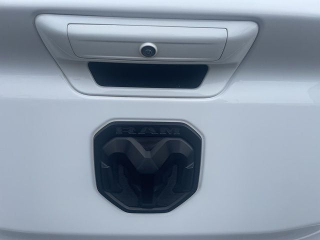 2020 RAM 1500 Big Horn/Lone Star NIGHT EDITION