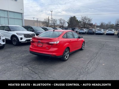 2014 Ford Focus SE LOW MILES