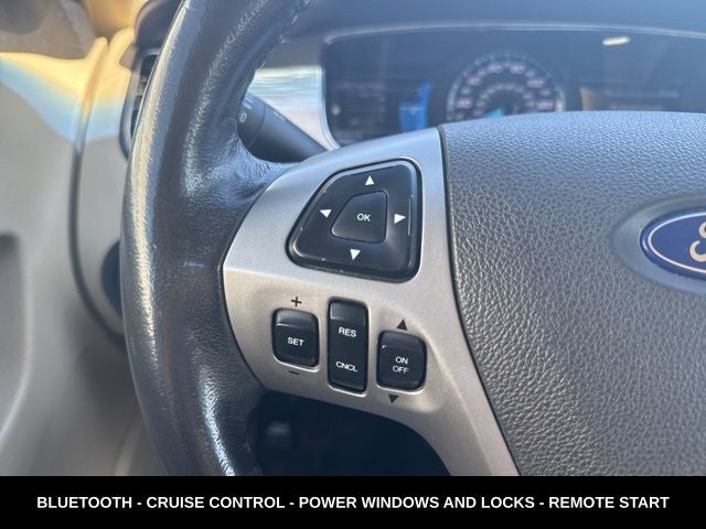 2013 Ford Taurus SEL AWD VERY CLEAN