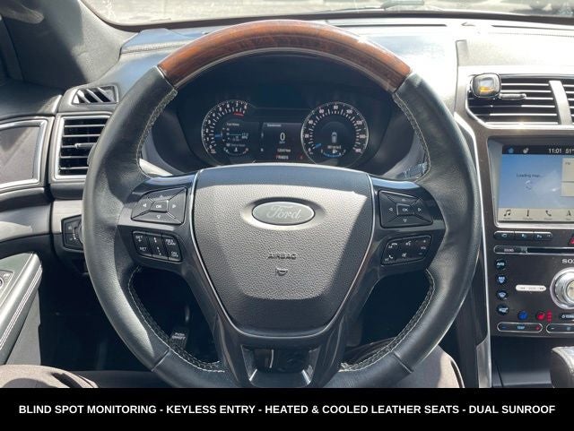 2017 Ford Explorer Platinum LOCAL TRADE