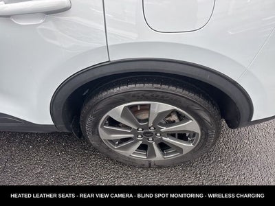 2025 Ford Escape Platinum AWD