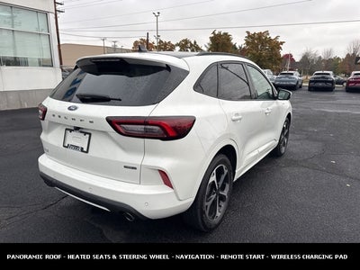 2023 Ford Escape Hybrid ST-Line Elite AWD