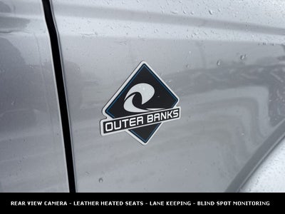 2023 Ford Bronco Outer Banks HARD TOP