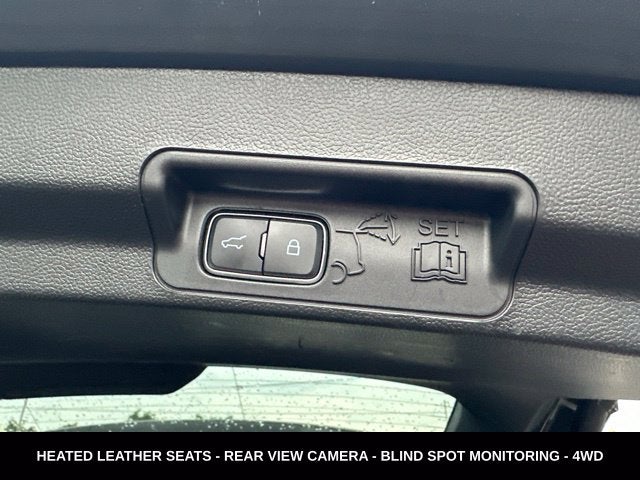 2023 Ford Explorer XLT 4WD