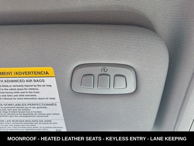2024 Ford Explorer XLT PANORAMIC ROOF