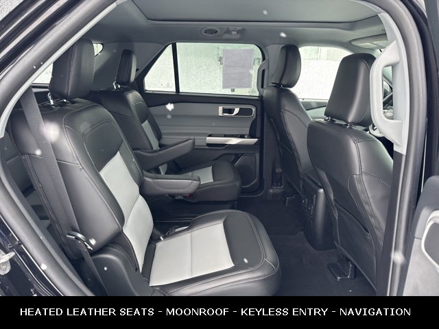 2022 Ford Explorer XLT TWIN PANEL MOONROOF