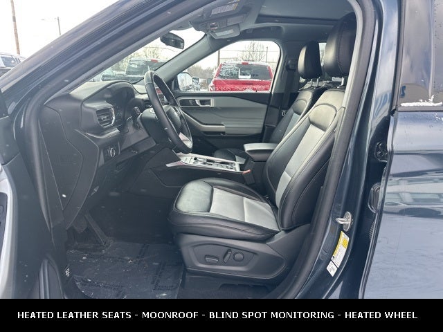 2023 Ford Explorer XLT 4WD