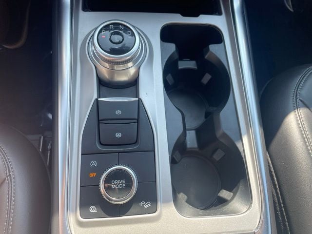 2023 Ford Explorer XLT LOCAL TRADE