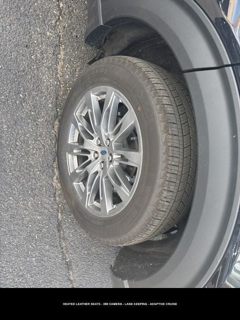 2025 Ford Explorer Active STILL LIKE NEW