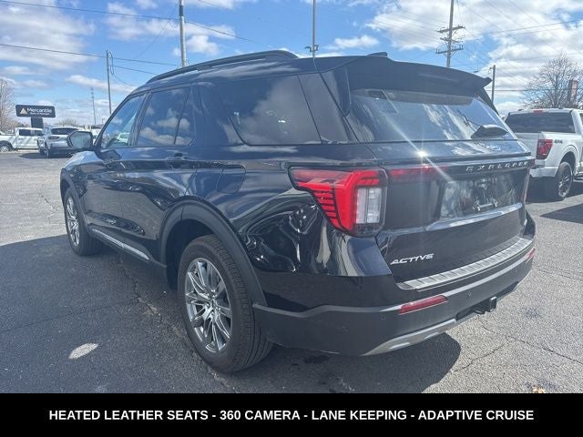 2025 Ford Explorer Active STILL LIKE NEW