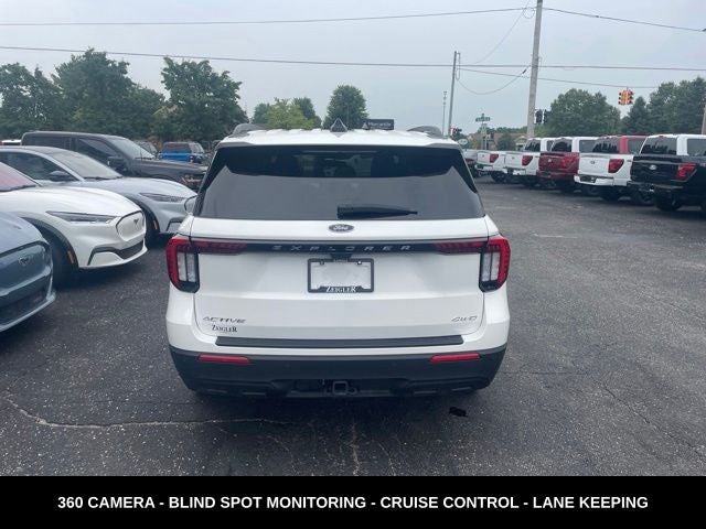 2025 Ford Explorer Active 4WD