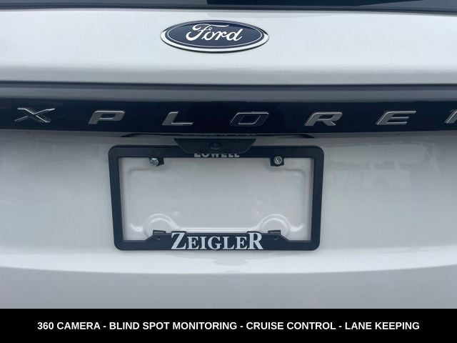 2025 Ford Explorer Active 4WD