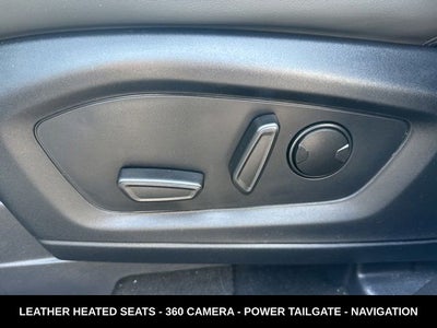 2025 Ford Explorer Active 4WD