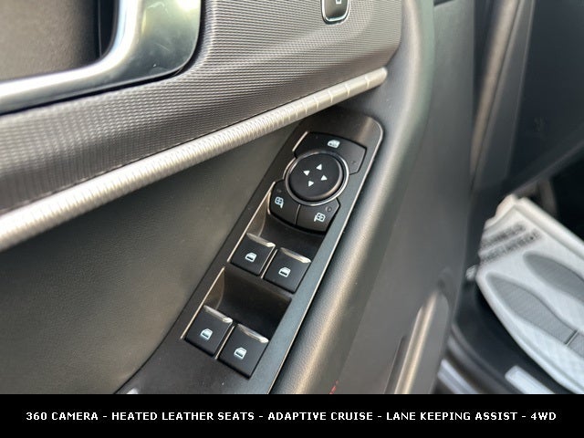 2025 Ford Explorer ST-Line 4WD