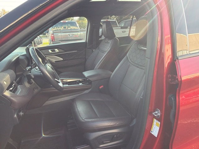 2025 Ford Explorer Platinum ULTIMATE PACKAGE
