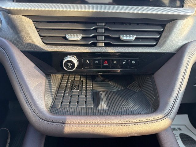 2025 Ford Explorer Platinum ULTIMATE PACKAGE