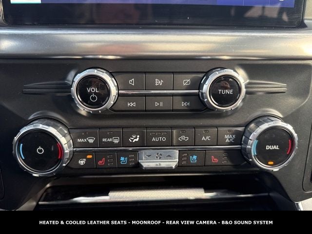 2022 Ford F-150 Lariat TWO TONE PAINT