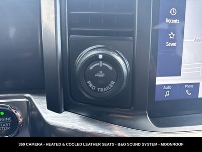 2023 Ford F-150 Lariat TWIN PANEL MOONROOF