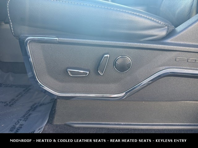 2023 Ford F-150 Lariat TWIN PANEL MOONROOF