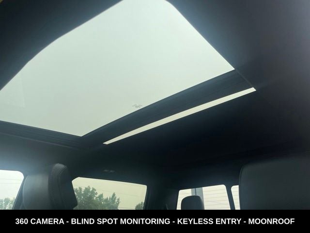 2024 Ford F-150 XLT TWIN PANEL MOONROOF
