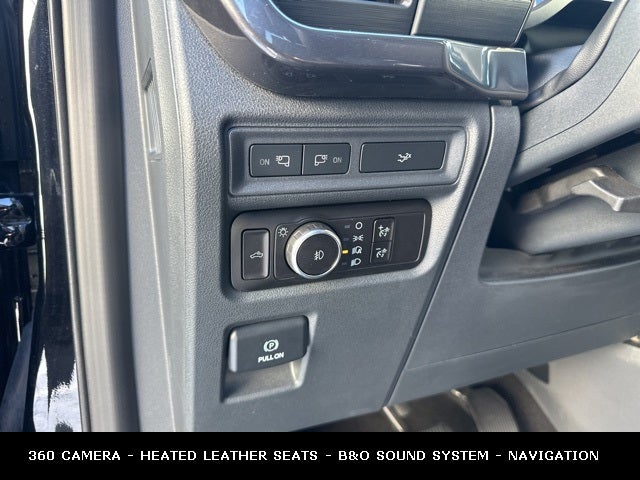 2023 Ford F-150 XLT 5.0 V8 BLACKOUT PACKAGE