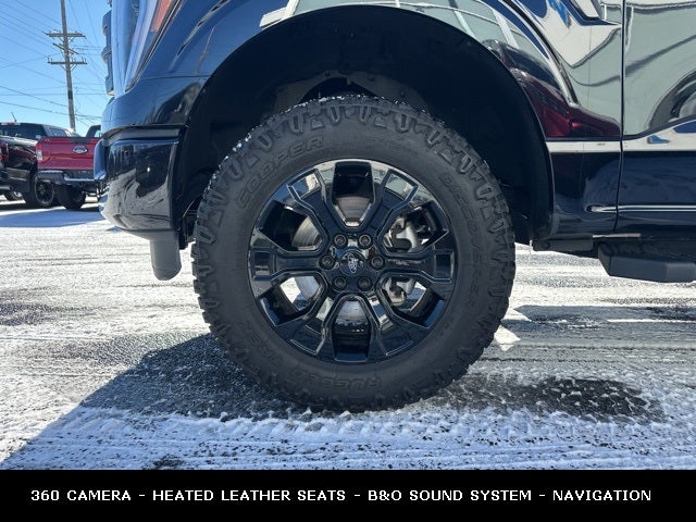 2023 Ford F-150 XLT 5.0 V8 BLACKOUT PACKAGE