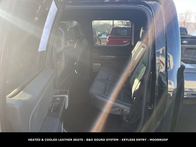 2023 Ford F-150 Lariat TWIN PANEL MOONROOF