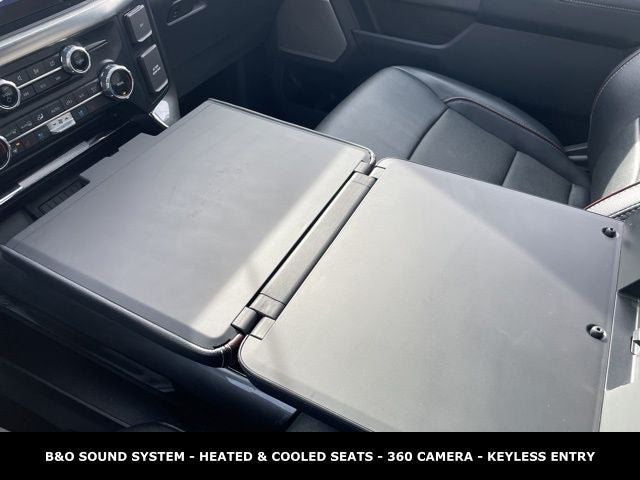 2023 Ford F-150 Lariat 3.5L FX4